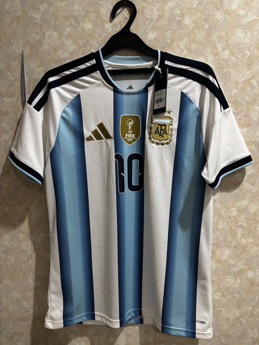 RandomPastaBowl's tweet photo. #Jersey4sale @Jerseyforum 

WTS
adidas Argentina Home 2026
MESSI #10
Size M (72 x 52 cm)
BNWT, patch WCC dan NNS ori
Price 1050k
Marketplace Shopee/direct tf ready.

Detail on DM https://t.co/60WS9dXDvB