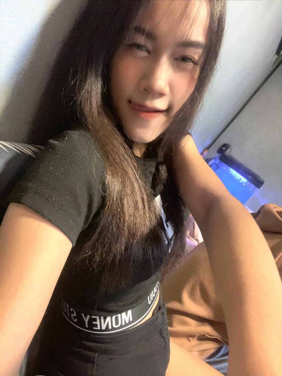 อั้มมม tweet media