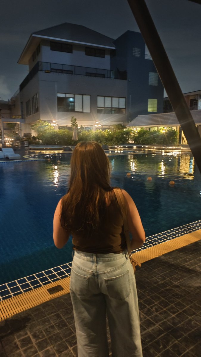 高楼|เกาเหลา|Gaolau tweet media