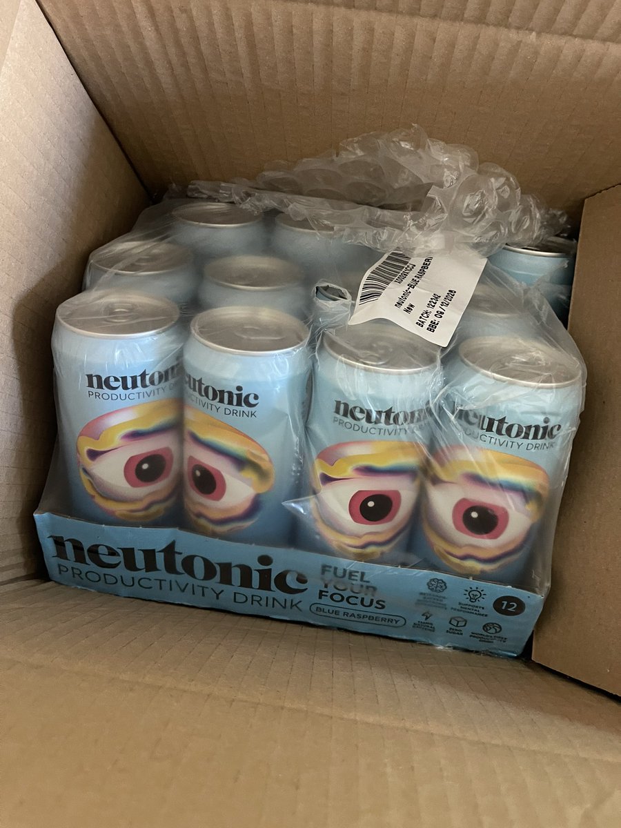 JCWillsProbate's tweet image. New supply of Blue Raspberry @neutonic arrived in time for what’s going to be a full on working weekend, JCx 
#SelfCare #Ichoose #neutonic #weekend #focus