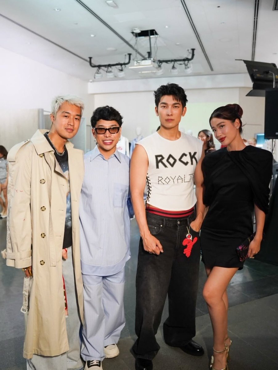 zoe03241's tweet image. ig:ejnacion 
ig:eva_lequeen
ig:sparklegmaartistcenter
ig:enzopastrano

MEW HM PHILIPPINES

#StellaMcCartneyHMxMEW
#StellaMcCartneyHM
#HM #HMThailand 
#HMThailandxMEW
#MewSuppasit
@MSuppasit
