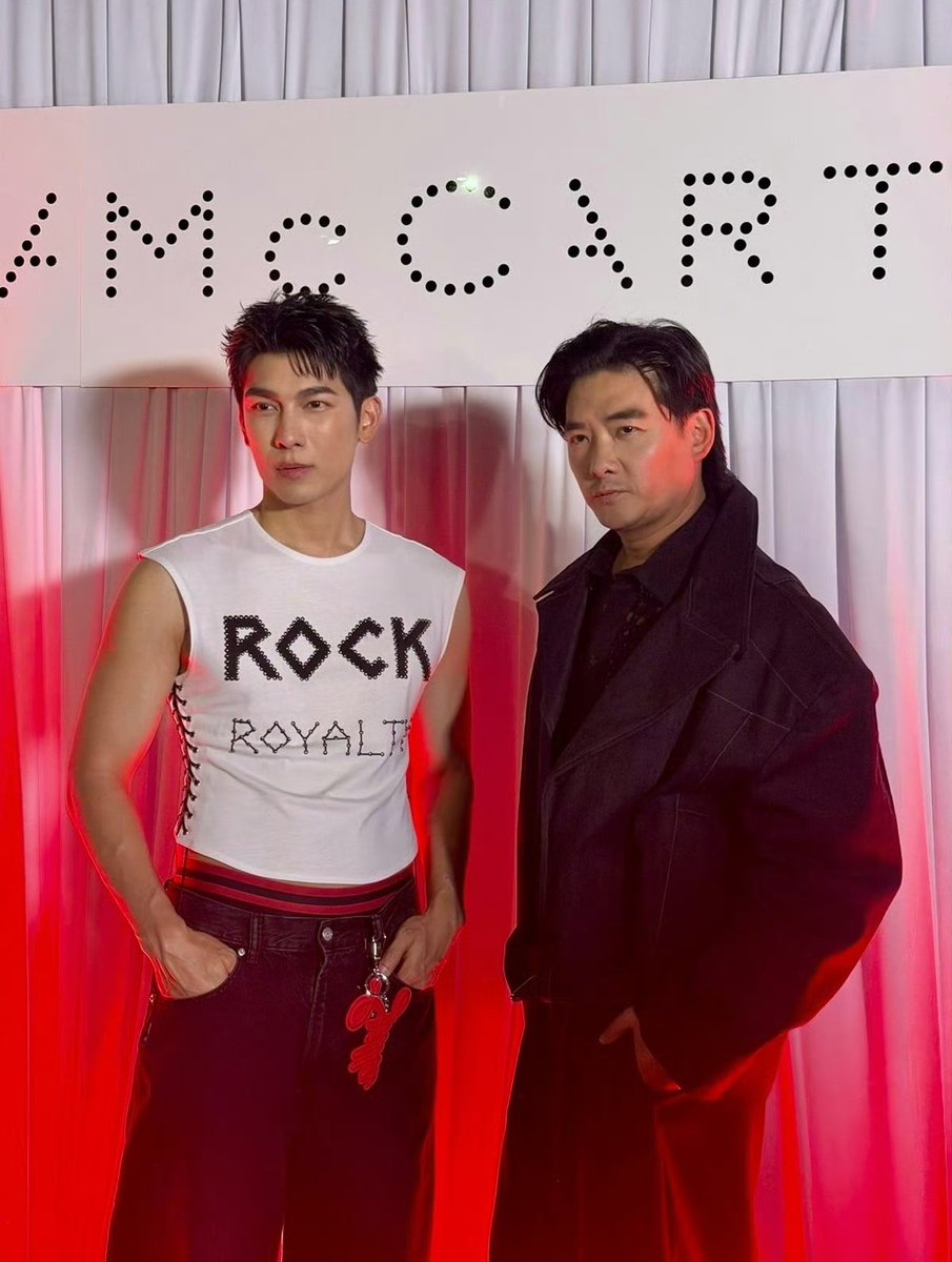 zoe03241's tweet image. ig:ejnacion 
ig:eva_lequeen
ig:sparklegmaartistcenter
ig:enzopastrano

MEW HM PHILIPPINES

#StellaMcCartneyHMxMEW
#StellaMcCartneyHM
#HM #HMThailand 
#HMThailandxMEW
#MewSuppasit
@MSuppasit