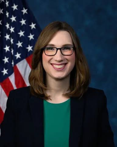 𝔉🅰𝒏 Karoline Leavitt tweet media