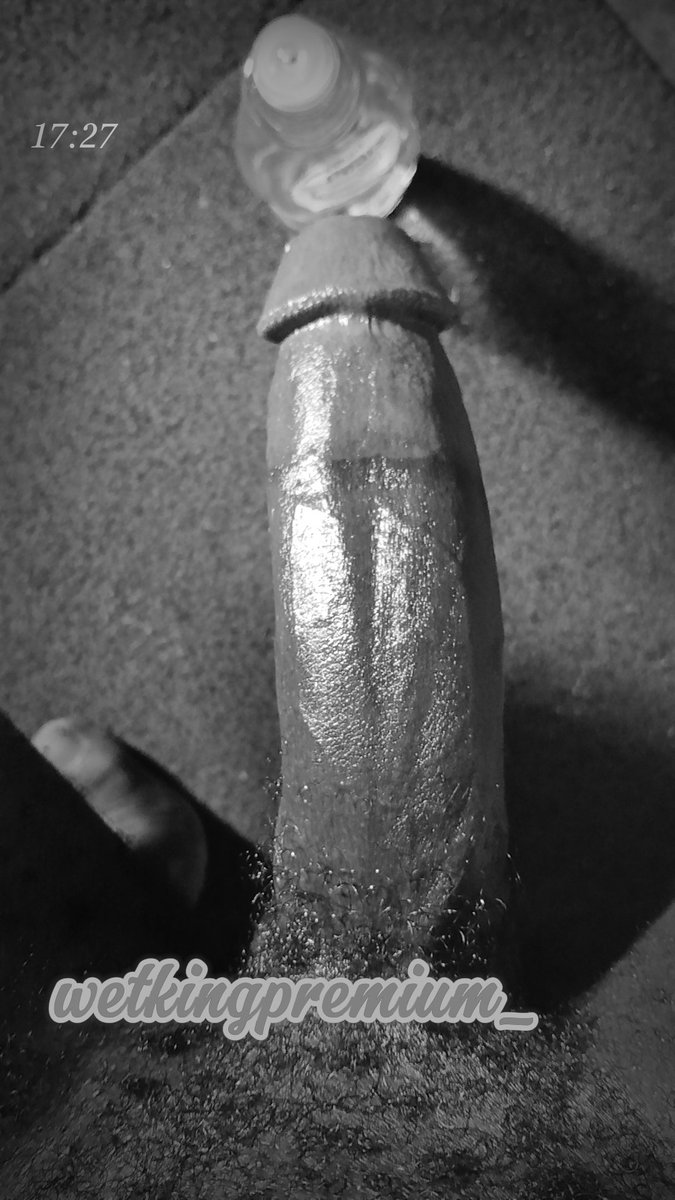 Wetkingpremium_'s tweet photo. Ready to burst… poured the oil just to watch it drip down my thick veiny cock like a nasty slut in heat 😈💦 https://t.co/w8HL6zE4S0