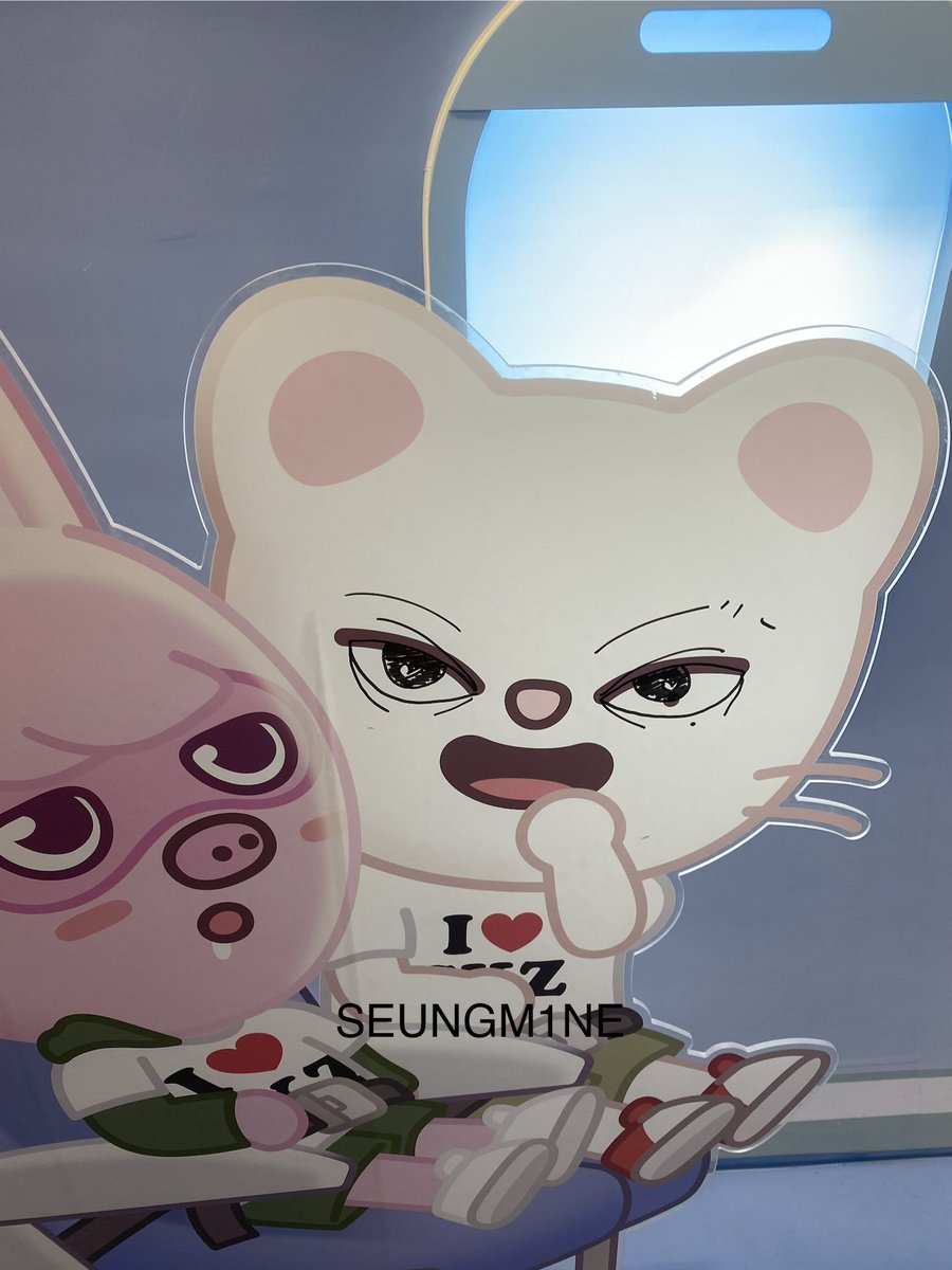 방찬편 🐺🌙 tweet media