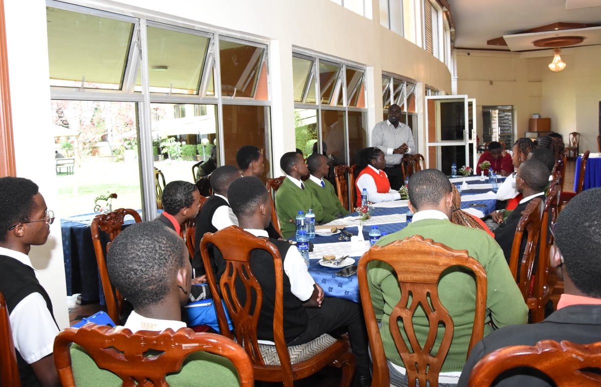 AnthonyBuluma's tweet photo. Honored to mentor bright students from across high schools during their Parliament visit under the Senate Liaison Program 🇰🇪

The future is bold, curious, and ready. https://t.co/VRgvOcaZtG