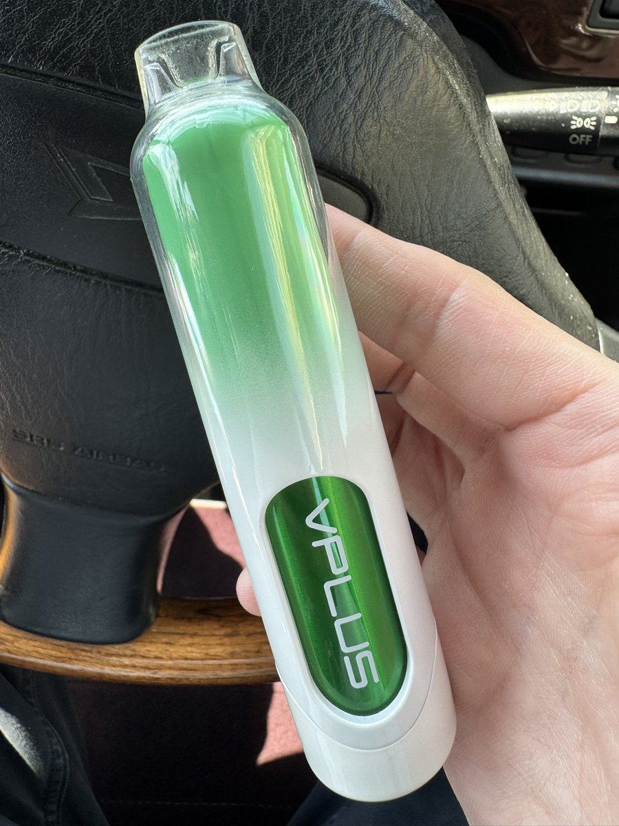 jisyack1077's tweet image. 吸い終わり。メンソが強くても、少しずつ吸い始めれば、慣れる（って怖いね）事を学んだ。飴代わりに使ってるから、使ってる期間は長かったな〜。
#ハンチェ