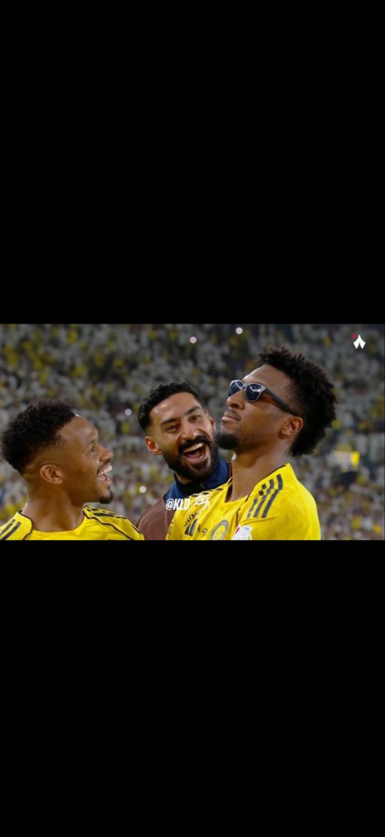 Be5055's tweet photo. @niiff9 @aburyain6 @Abood00279213 الأهلي يلعب في دوري الدرجة الاولى دوري يلو والنصر يلعب في الدوري الممتاز كيف تبيهم يتقابلون 🤣 https://t.co/7B3ga5IT3J