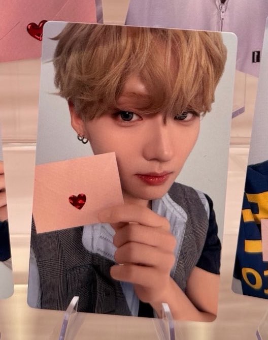 𑣲 evie / sw month tweet media