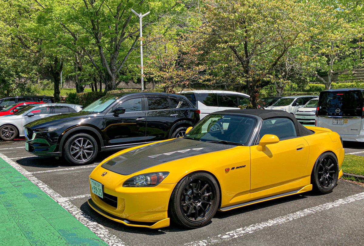 SK_VTEC_AP1's tweet photo. 結婚記念日なので妻リクエストのS2ドライブからのテラスカフェデートでした

たまたま寄った店でRGぶぁなぁ〜じいぃぃぃとさつまいも🍠買ってもろた https://t.co/k7p1RBDk36