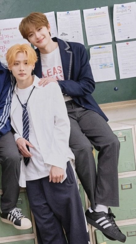 쿠 tweet media
