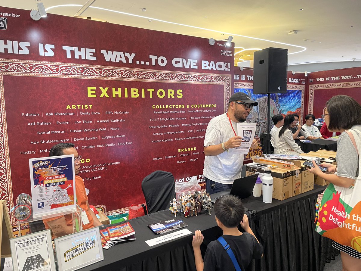 fusionwk's tweet image. @fusionwk is having a booth at #starwars fan charity event at @Sunway_Pyramid together with many other #malaysian artist &amp;amp; fan groups 

#thisistheway #togiveback