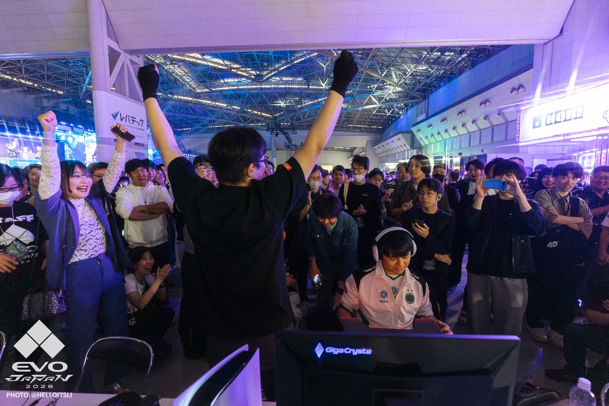 Evo tweet media
