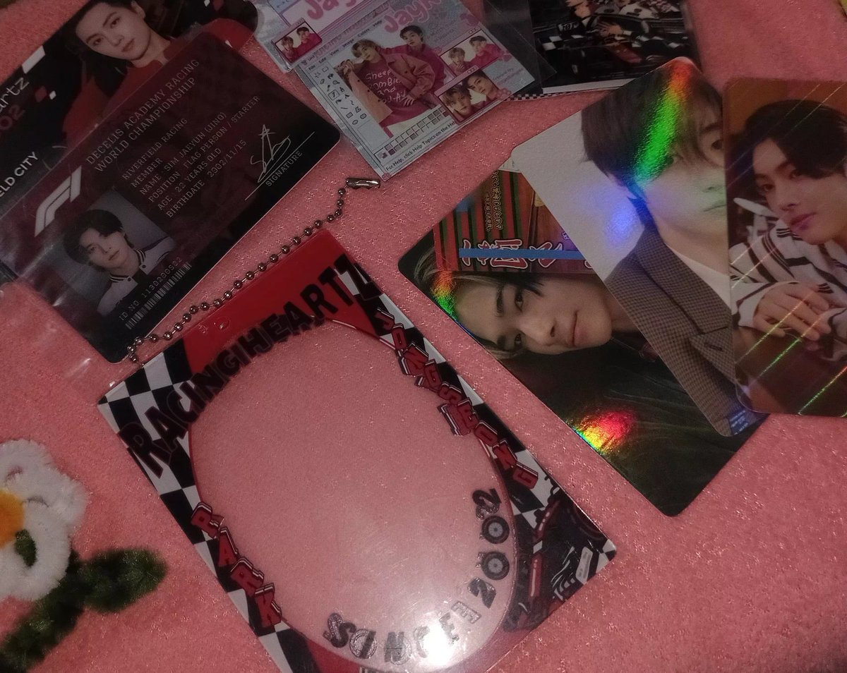 strawberhee_15's tweet photo. ⋅˚₊‧ ୨୧ ‧₊˚ ⋅
Wehoo! Prize recieved na po🫶thank you so much po mx @jayketracks  I will treasure this jayke pocahol po<3(so ka kiligg) thank you muchiee po ulit!

#cymailz https://t.co/MRgZMYE1zl