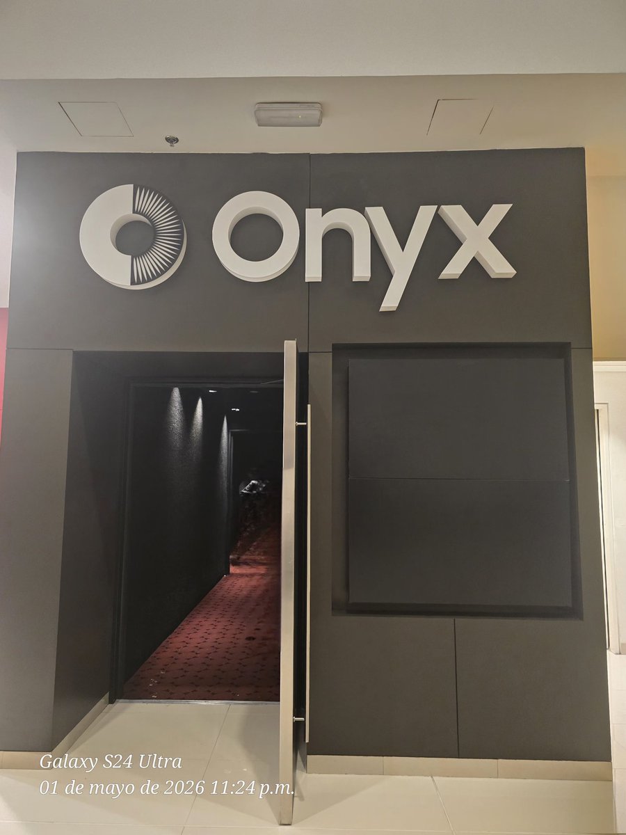 Una visita más a CINECO 🍿🥤🍕
Conociendo un Multiplex más en Bogotá, y de paso un formato más.
<a href="/Cine_Colombia/">Cine Colombia</a> 
#CINECO