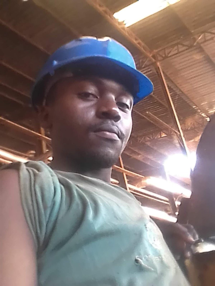 PraiseKwats's tweet photo. 2020 in jinja as a casual labourer working for a  timber processing company earning 6600 per day, on a 12 hour shift. Poor feeding, no safety precautions, rudeness of supervisors, hectic work out of proportion with our energy and strength. The job was not only dangerous to my physical body but also psychologically. I lost 6 kgs in one month. That's when I knew fatigue could be carried to another day, unworthy people having authority over me, my health started deteriorating and by the third month, after the ban in vehicles was lifted in lockdown, I resigned and went back home. 
There are men I found there who would tell me they had been working there for 8 years. 
I went back and checked in the company in 2023 when I was in year 2 of college when we had gone to jinja for some competitions but I was denied entry.