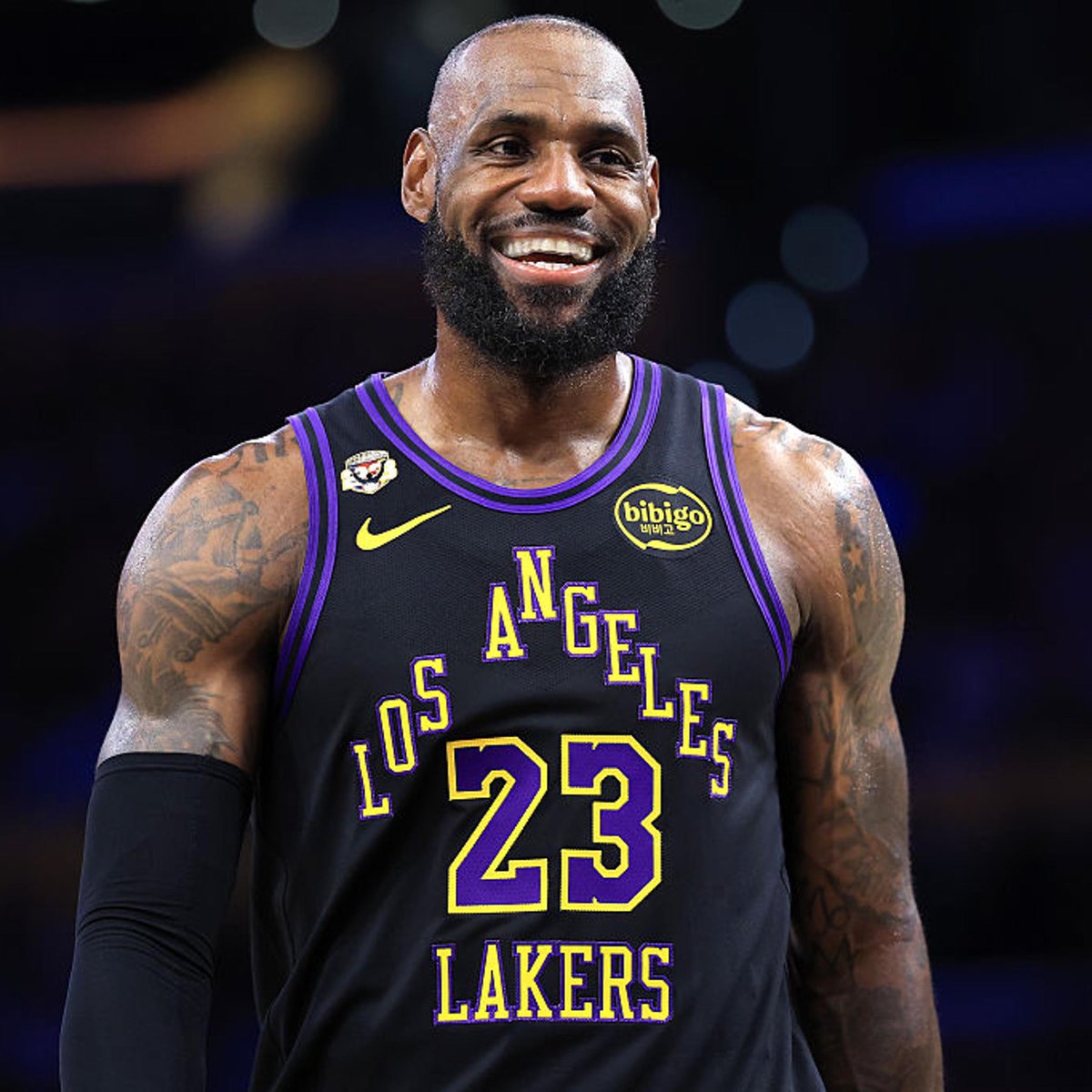 Witness King James tweet media