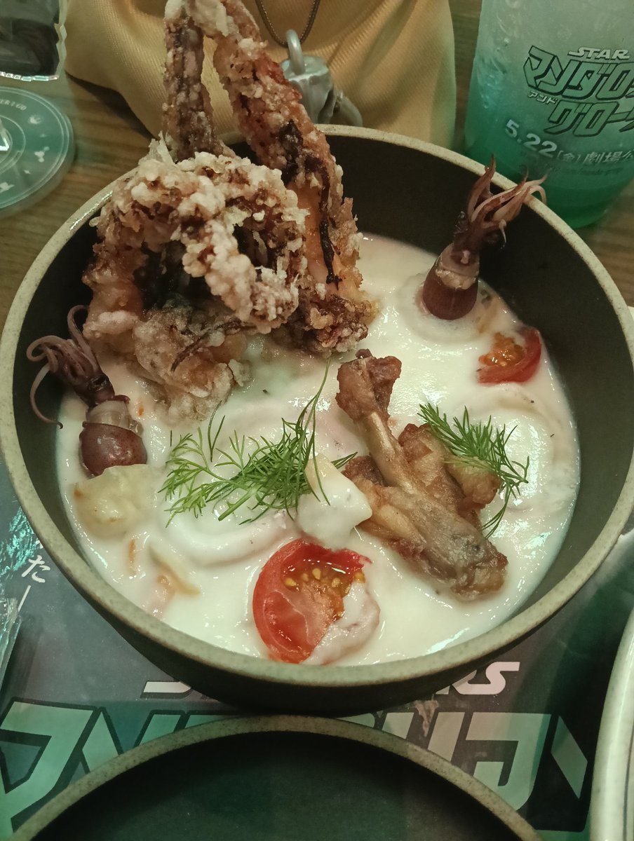 jingbunko23337's tweet image. 渋谷TSUTAYAのスター・ウォーズコラボカフェ行ってきました！とても美味しかったし、楽しかった！
#mandalorian
#mandalorianandgroru
#スター・ウォーズ
#マンダロリアン
#マンダロリアンアンドグローグー