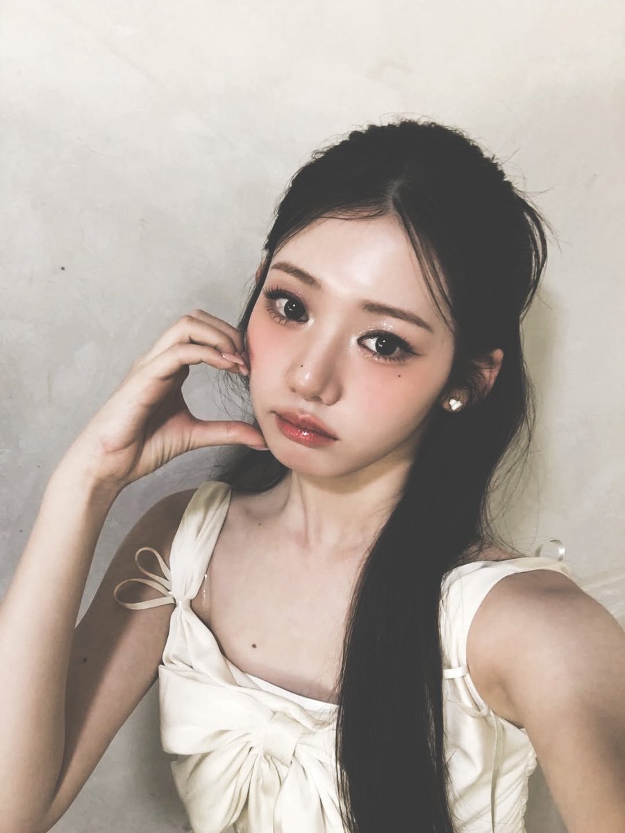 leedeain's tweet photo. @solescherie hey! 🥺 https://t.co/Z4T8GMYYW6
