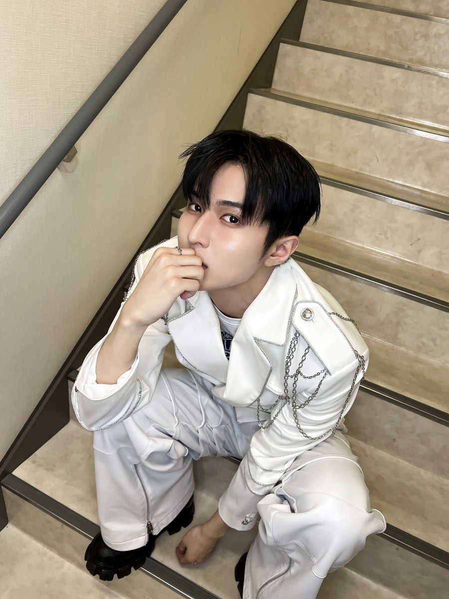 WHIB(휘브) tweet media
