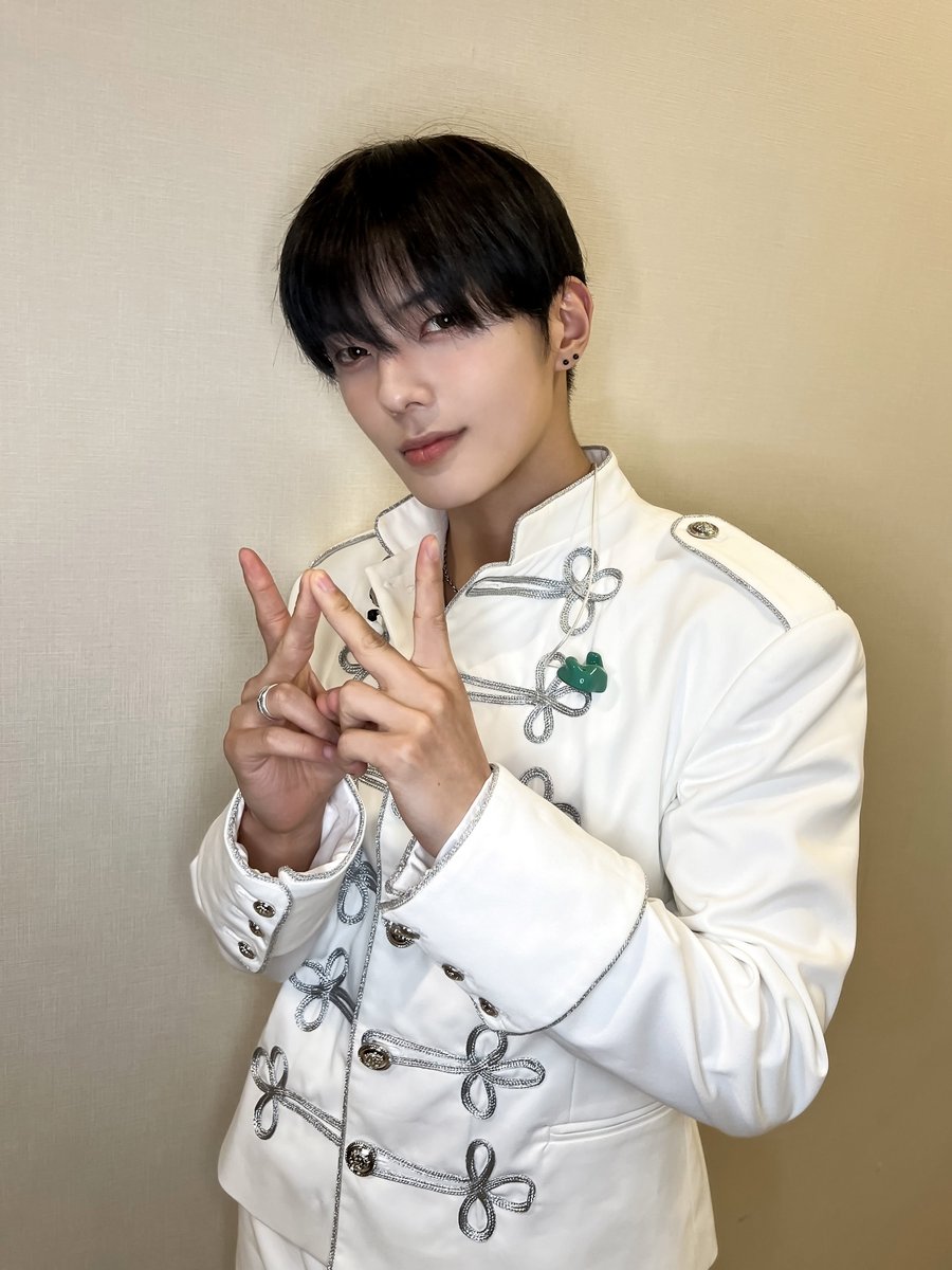 WHIB(휘브) tweet media