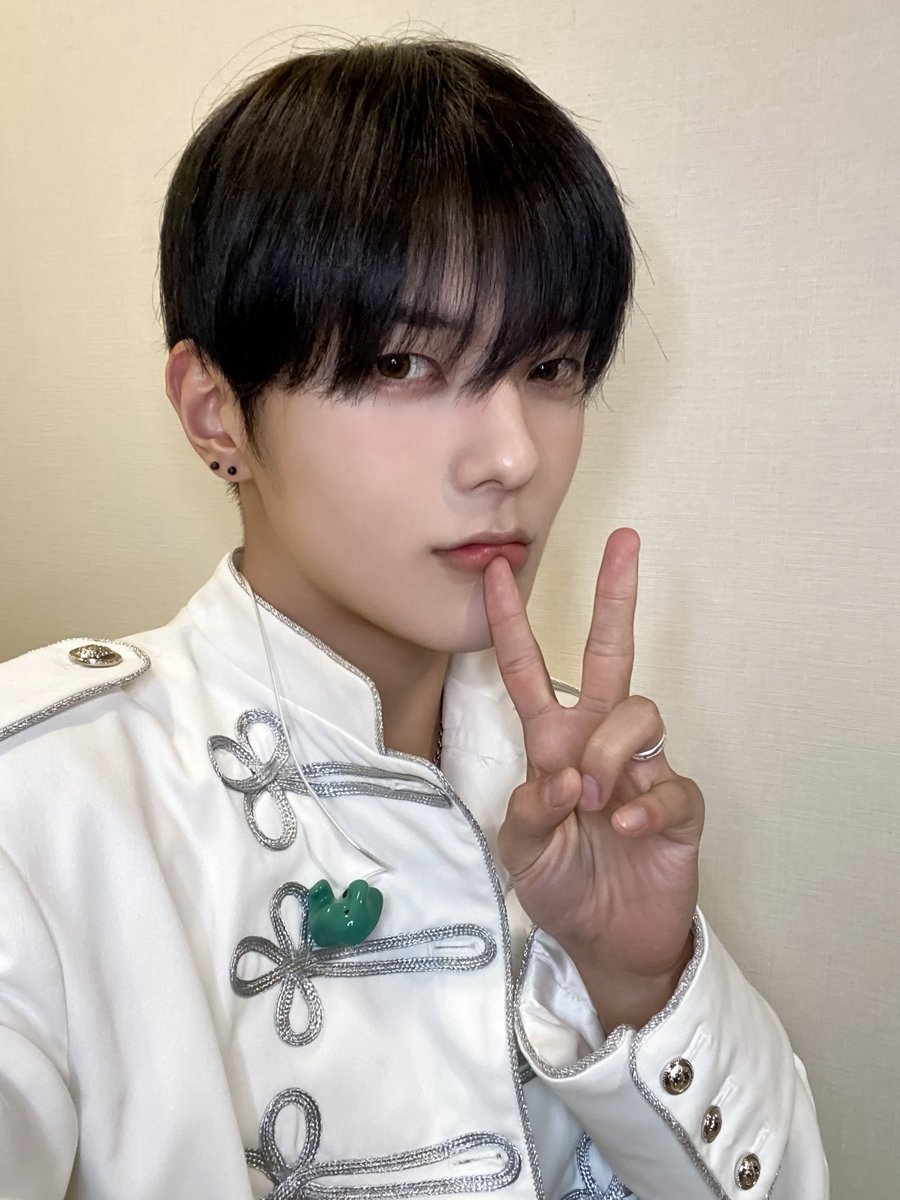 WHIB(휘브) tweet media