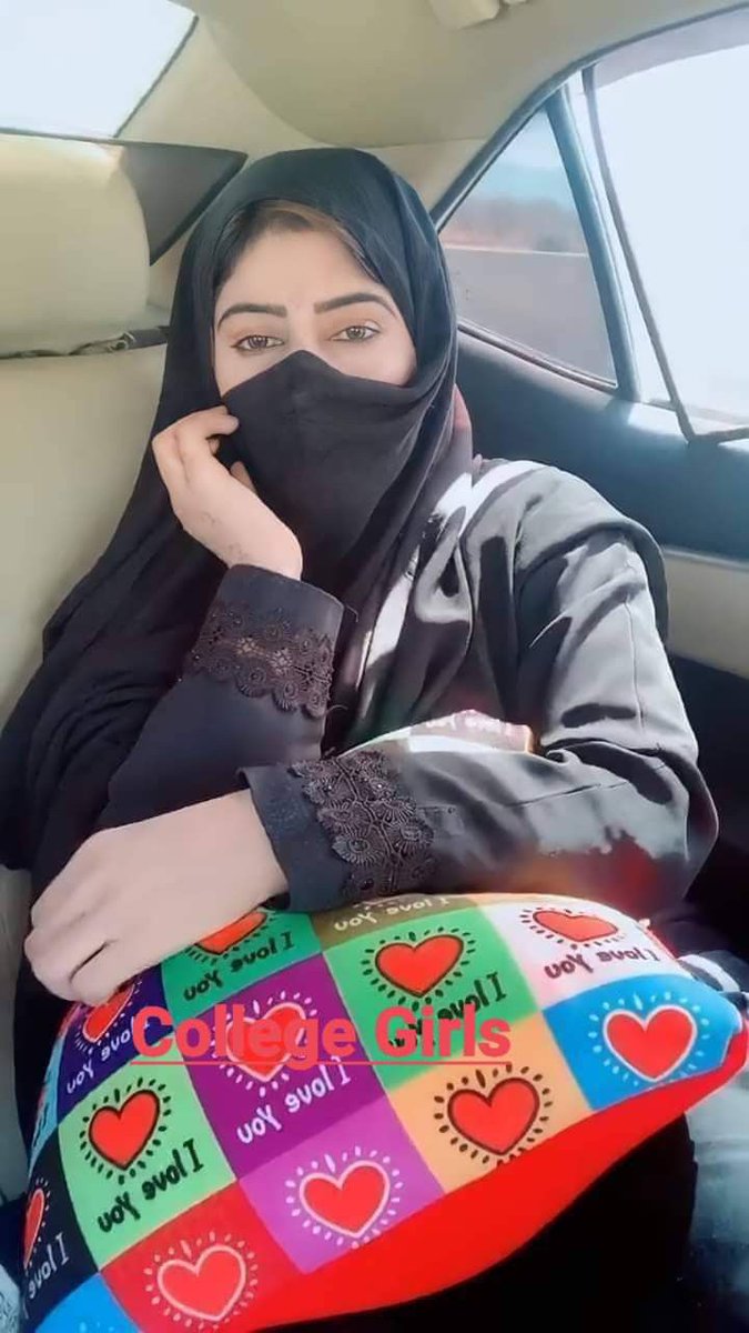منال tweet media