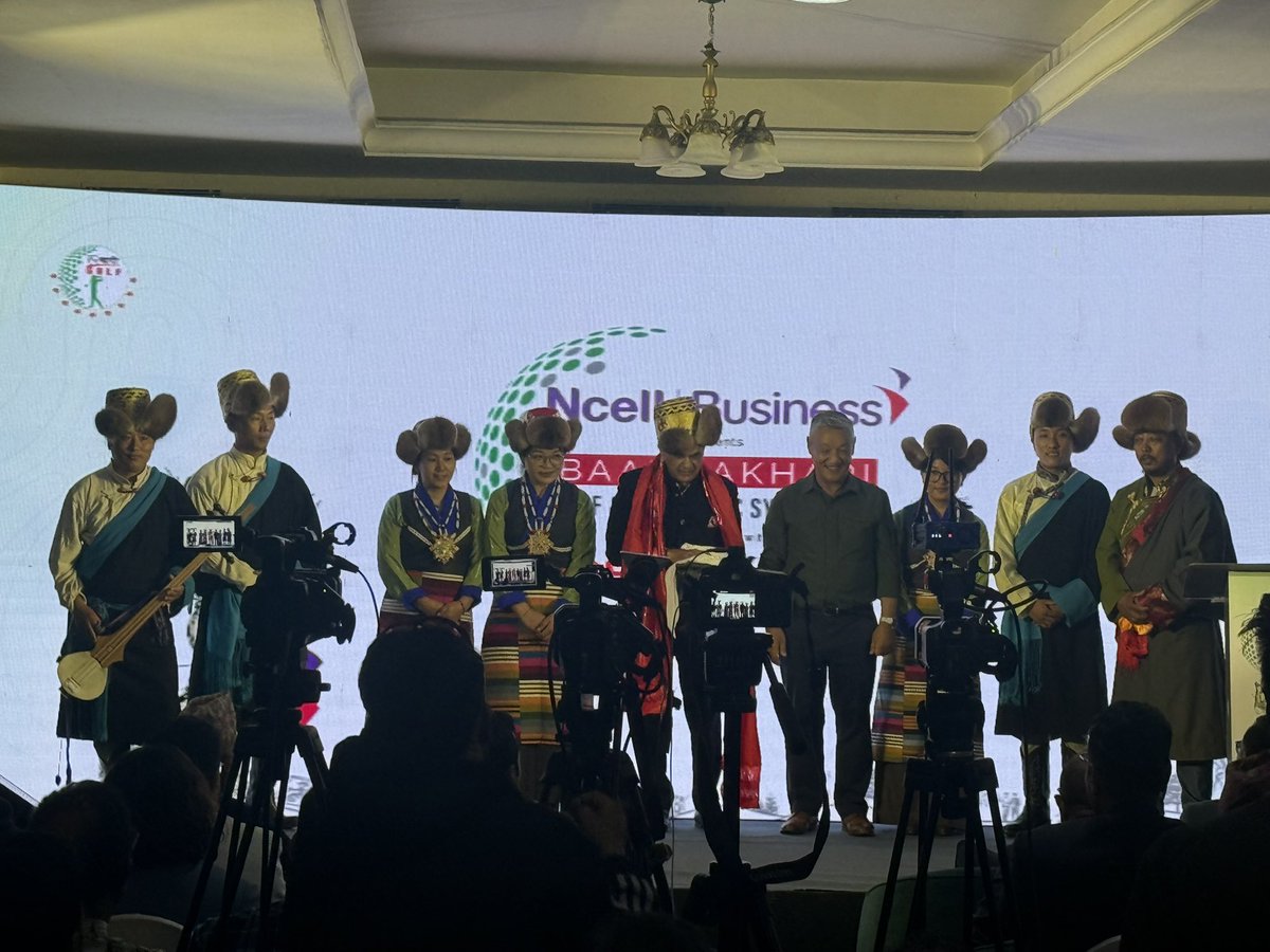 deependradc's tweet image. Welcome to Nepal @amitabhk87  @12khari Golf and Economic Symposium #Sherpa