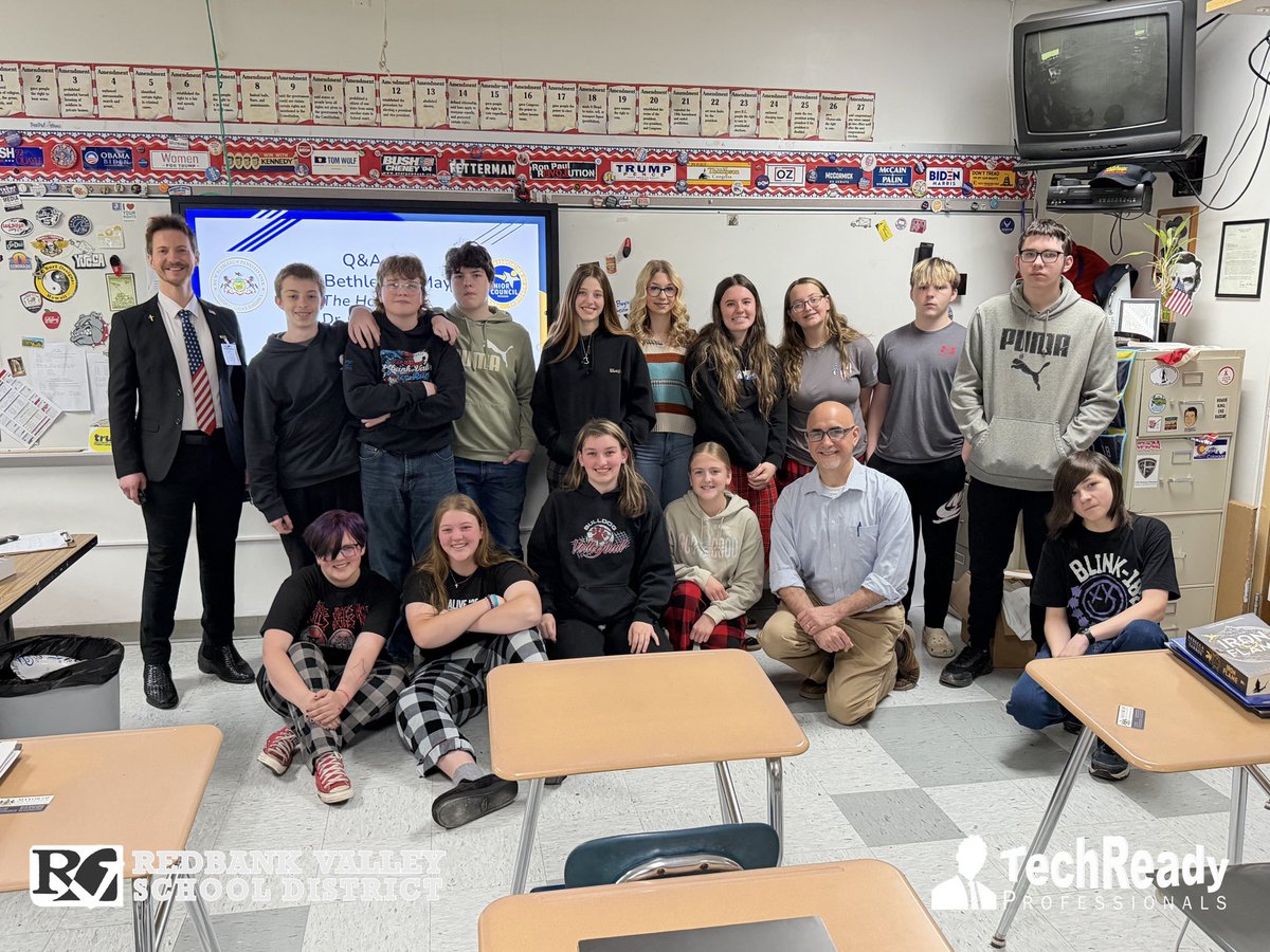 NewBethlehemPA's tweet image. Mayor Gordon Barrows inspires future leaders 🇺🇸📚 Thanks to @DrJHarmon &amp;amp; Redbank Valley High School for 7+ yrs of civic engagement! Q&amp;amp;A on real projects 🏗️

#RedbankValley #CivicEngagement #FutureLeaders #NewBethlehem #Civics