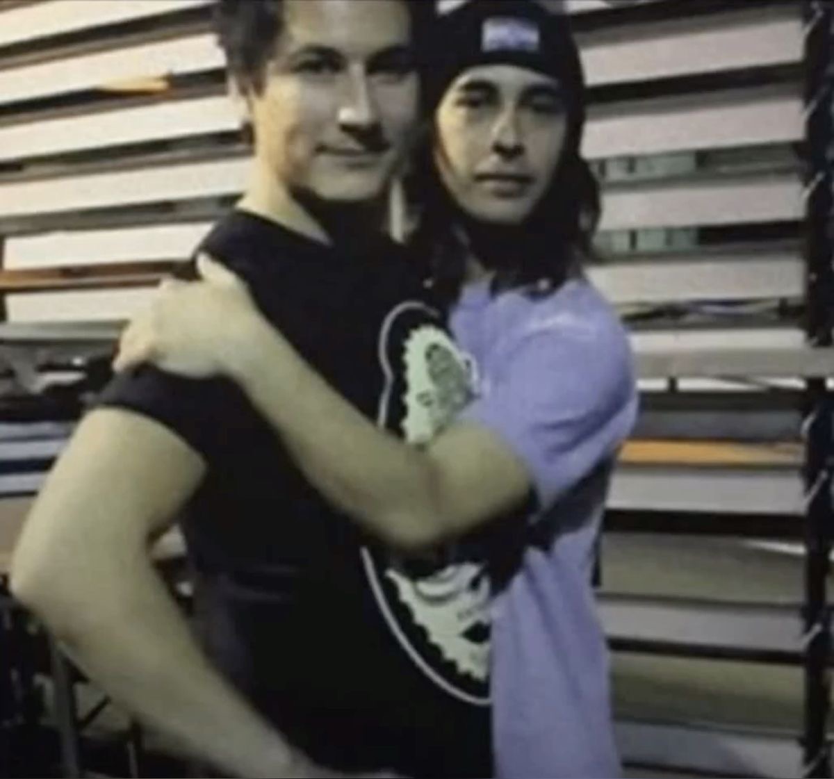 hourly vic fuentes 👰‍♀️ tweet media