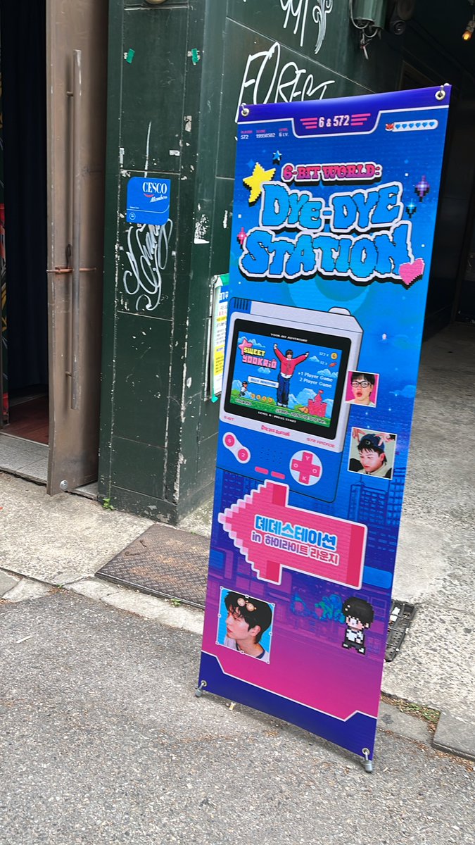 6-BIT WORLD tweet media