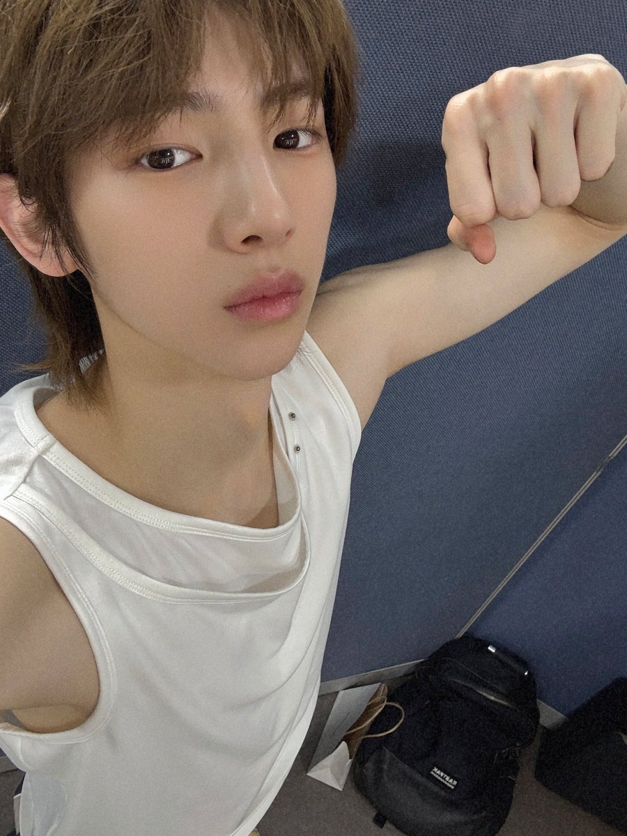cortis_crave's tweet photo. 260502 | JUHOON Instagram Update

#JUHOON #주훈 https://t.co/7qhtrZMJ9k