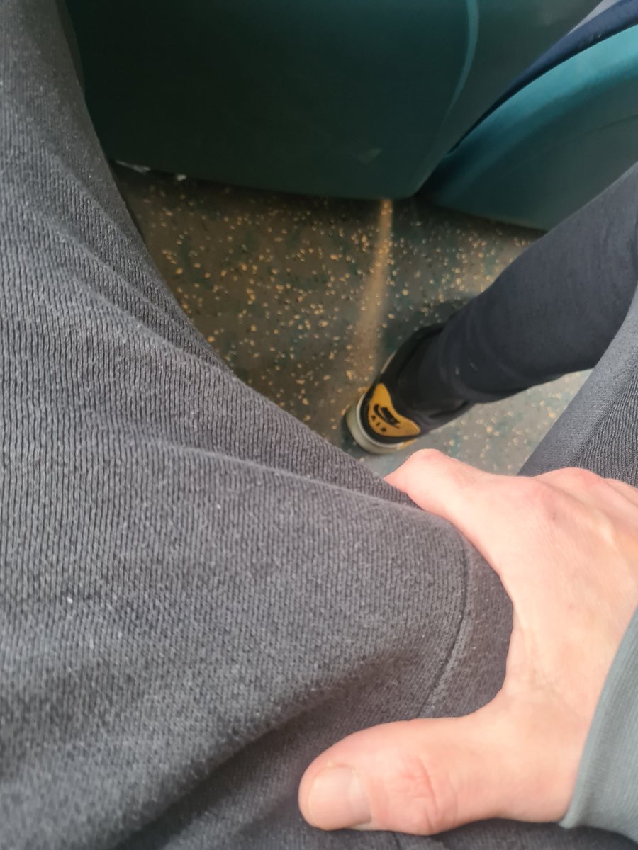 Big Bulge Chav - The Boss tweet media