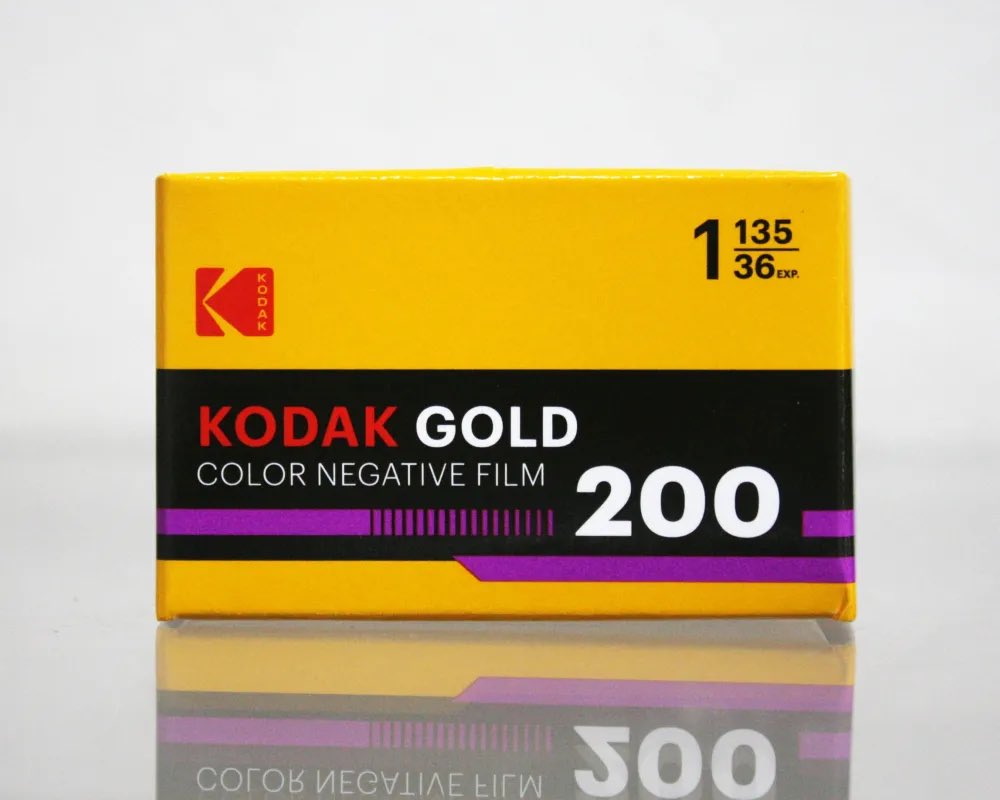 photoyoshioka's tweet photo. KODACOLOR 200 Film 135-36枚撮り https://t.co/j3vtOJYWBQ
#KODACOLOR200 は、中速昼光バランスカラーネガフィルムです。きめが細かく、色が飽和し、シャープネスが高く、露出緯度が広く、色再現が一貫しており、一般的な写真撮影状況に適しています。
#kodak
#new
#コダカラー200
#門真市写真屋 https://t.co/LdFqRYHteN