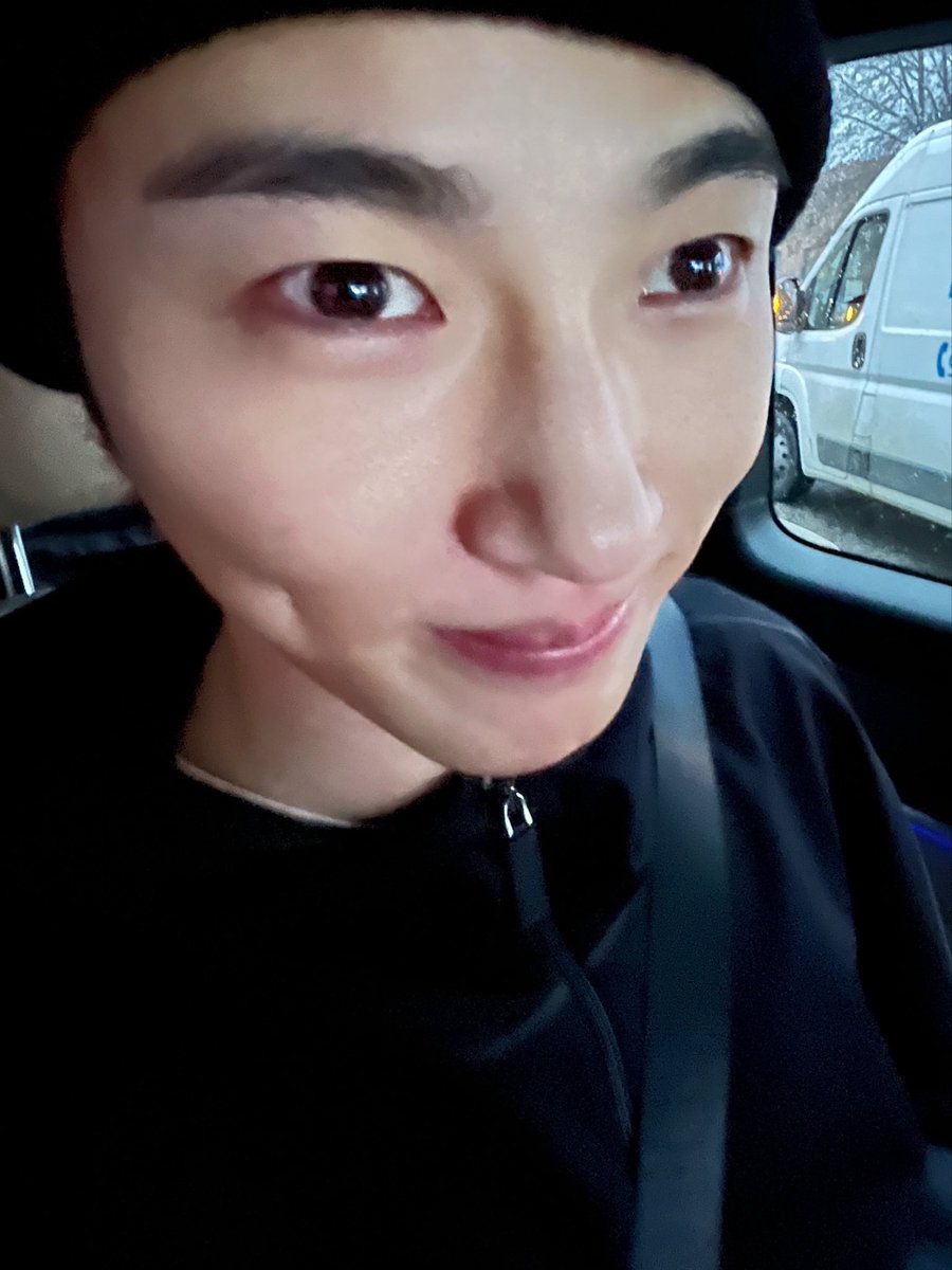 this is what hanging out with byeon wooseok too much does to you sigh