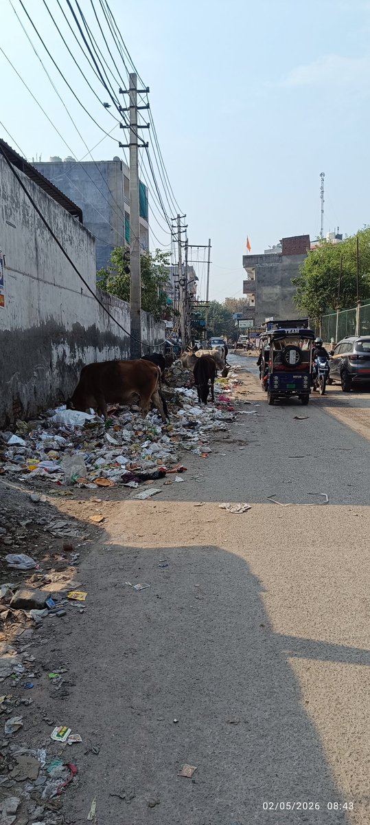 DayalBaghFbd's tweet photo. @cmohry U really need this increased budget with the polluted environment U have given us.. How many govt. Can boast of cremation Ground in a residential locality https://t.co/R6UoCYycHH