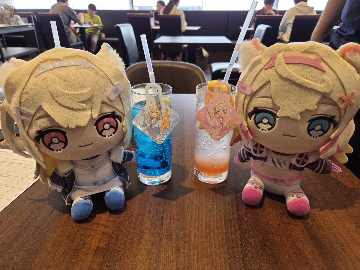 kyriilexgriff's tweet image. Went to collab cafe in shinjuku
@fuwamoco_en #BAUBAU