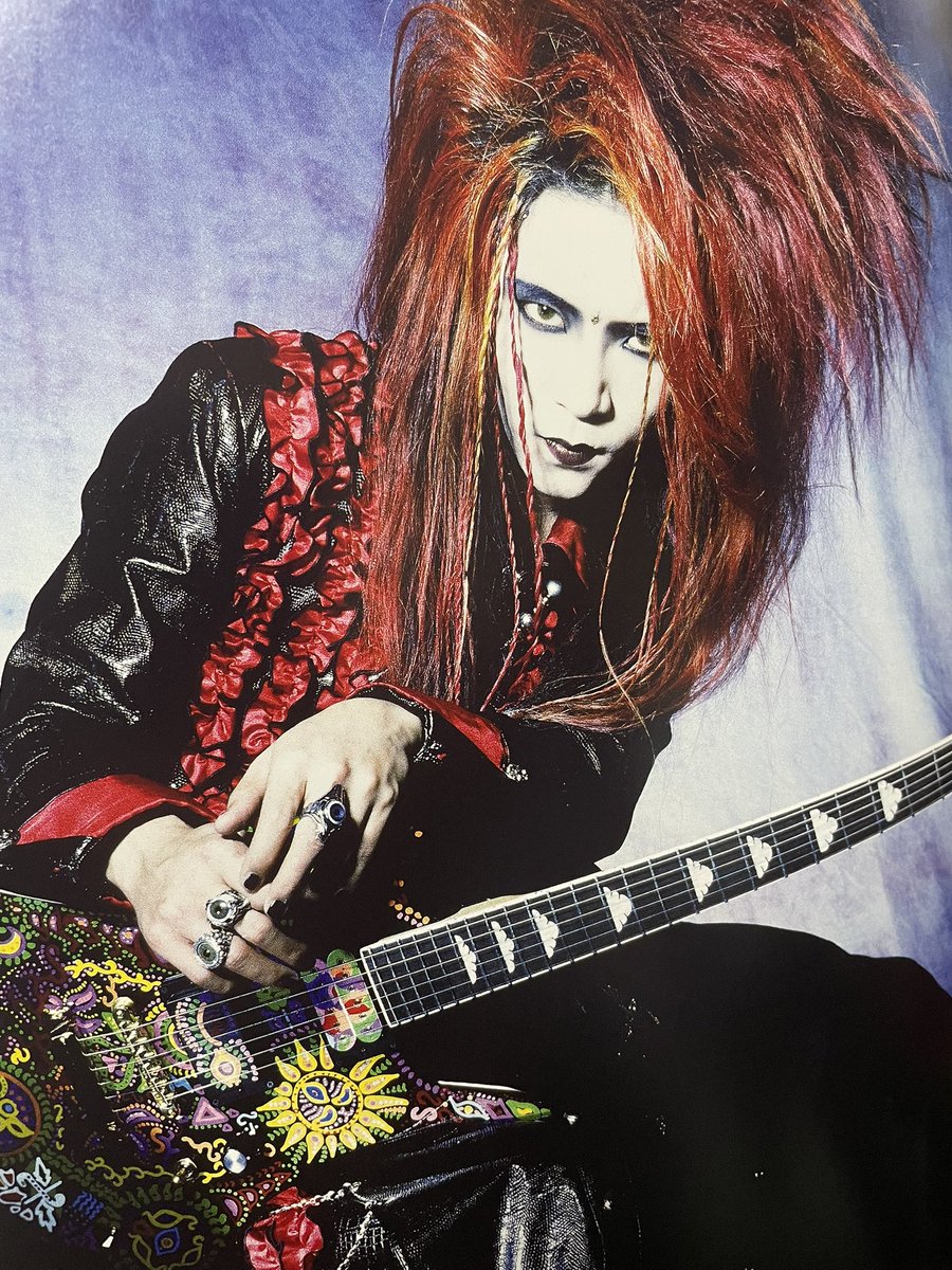 XchanBunta's tweet photo. 声にならない言葉でも

また季節が巡り来る。

hideもhideを好きなやつもカッコいい。
それだけ。

#hide #HIDE #松本秀人 #XJAPAN https://t.co/aqOl5EGHqA