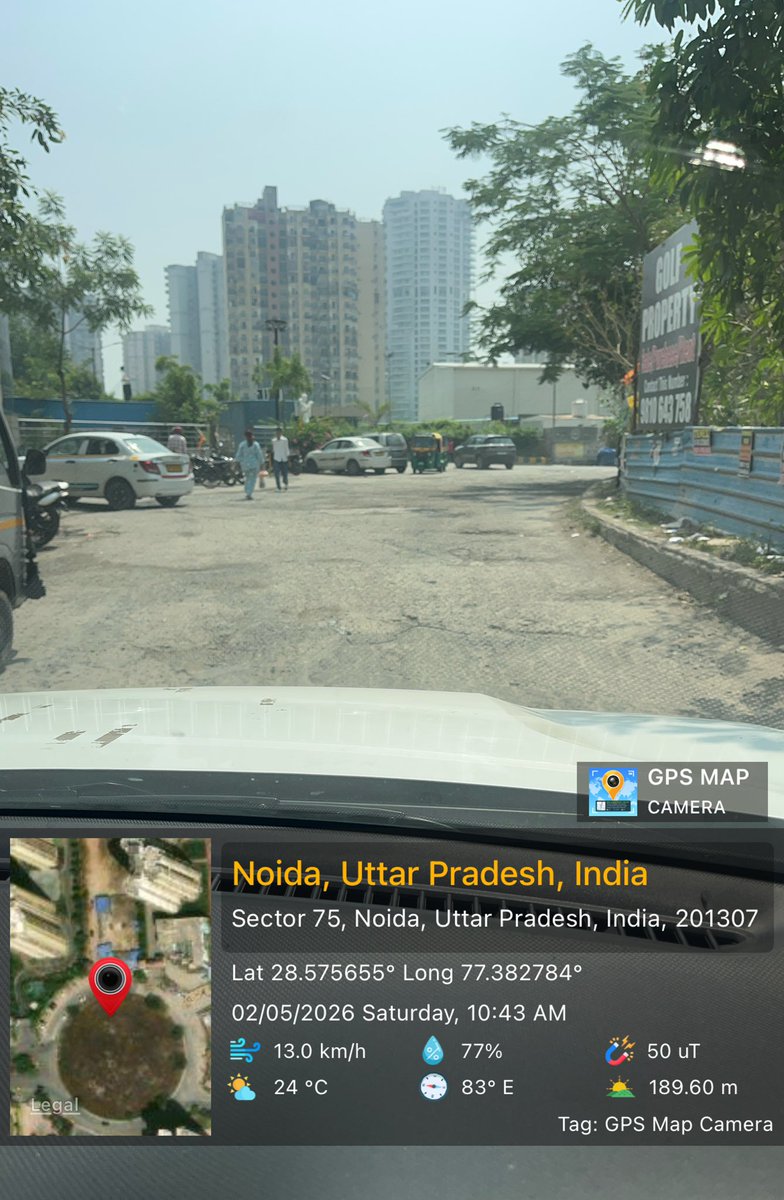 helloasheesh's tweet photo. 🚧 Welcome to Noida’s “Premium Off-Road Experience” 🚧
@noida_authority @dmgbnagar @UPGovt @myogioffice @timesofindia
Golf City Rd, Sec 75: free shock absorber testing + daily pothole obstacle course—zero maintenance 👏
Jokes apart, it’s dangerous. 
#Noida #FixOurRoad https://t.co/YTJqFmu93K