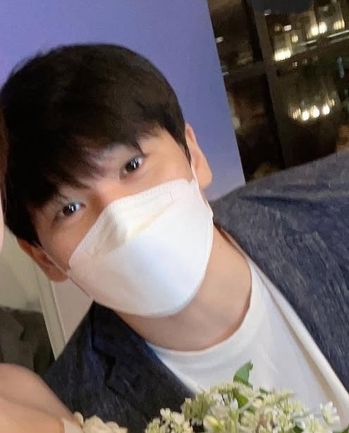biinumul's tweet photo. 아안되겟다 내배우 아가진돗개력 200퍼 사진들 자랑좀할개요 https://t.co/pcM5oDesaW