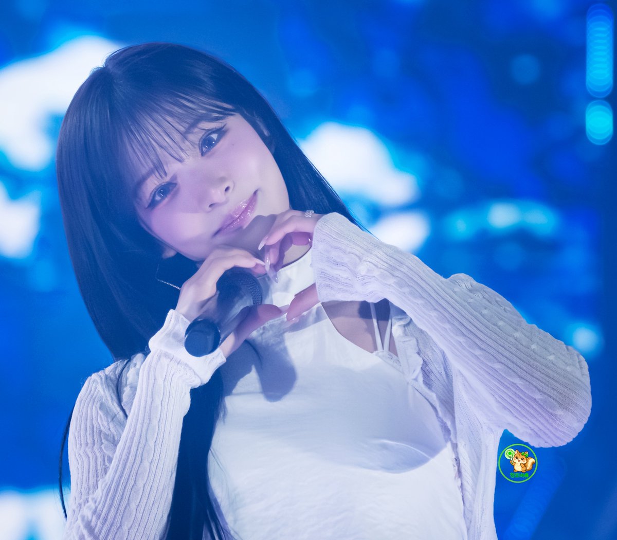 덕질하는늙로버☘️ tweet media