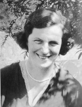 lorraineelizab6's tweet image. Oonah Keogh (2 May 1903 #Dublin-18 July 1989). 1st ♀️ stockbroker in world when she joined Dublin Stock Exchange 1925💱!👩‍🎓 @PrincethorpeCol @alexcollege @NCAD_Dublin. Stock exchange 14 yrs (42 yrs before next woman admitted)! Dad youngest Irish banker (24) en.wikipedia.org/wiki/Oonah_Keo…