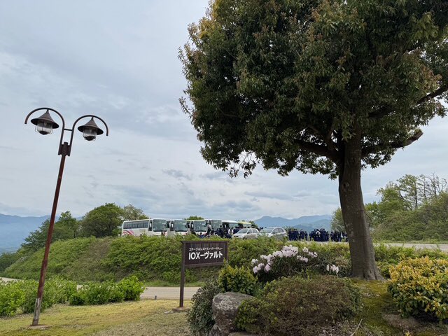 IOX_WALD's tweet photo. GW連休スタート🌈
6日までゴンドラ🚡運行！
今だけ❣️キラキラ光る砺波平野一望できますよ✨
連日県内高校生🏫遠足BBQにお越しいただきました😊
大人数🆗天候に左右されず、火おこし要らず、準備片付け要らず楽にBBQ楽しめる🍖
天気の良い日は自然の中、テントも開放的でgood👍
ご利用お待ちしてます☆ https://t.co/L8MPGfMSjc