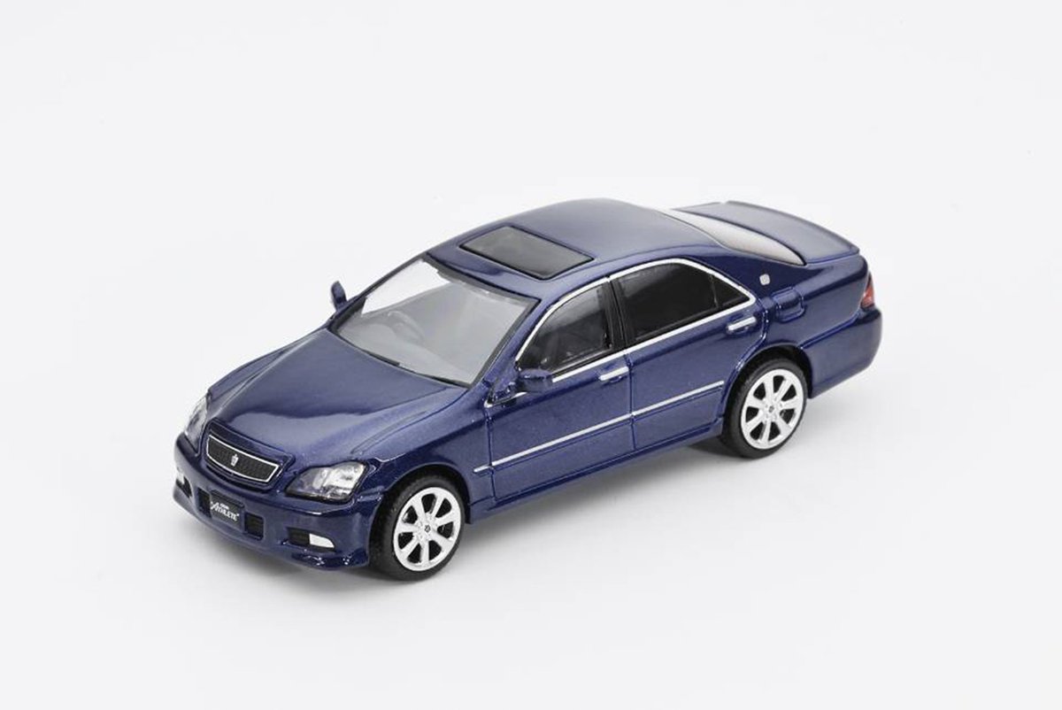 tamtamsagami's tweet photo. 【ミニカー | #DieCastTeam】店頭予約受付中！

8月以降発売予定
1/64 Toyota Crown Athlete(S180) 2005 (RHD)
2色 各￥2,420税込
締切：5/19（火）

ゼロクラウン、
デビューから20年以上も経ってるんですね。
（2003年発売開始）

ご来店お待ちしてます！
#タムタム相模原店😃 https://t.co/XuwmSD3uM4