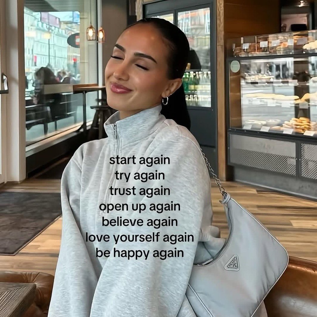 A✰ tweet media