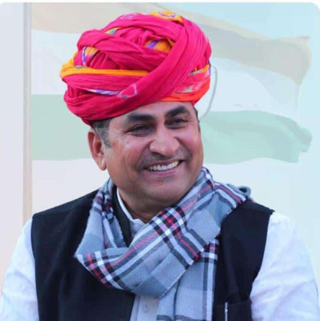hemraj_gujer's tweet photo. पूर्व मंत्री एवं भीलवाड़ा ग्रामीण जिला कांग्रेस अध्यक्ष आदरणीय श्री रामलाल जी जाट साहब को जन्मदिन की हार्दिक बधाई एवं मंगलकामनाएँ।

मैं ईश्वर से आपके उत्तम स्वास्थ्य, सुखी एवं दीर्घायु जीवन की कामना करता हूँ।🔱🎁
@RamlaljatINC https://t.co/K2aKa3zpWF