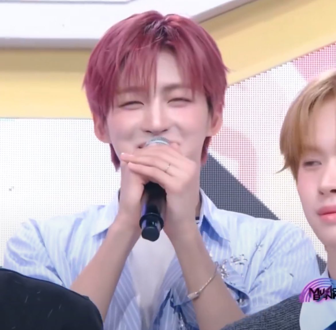 jihoo tweet media