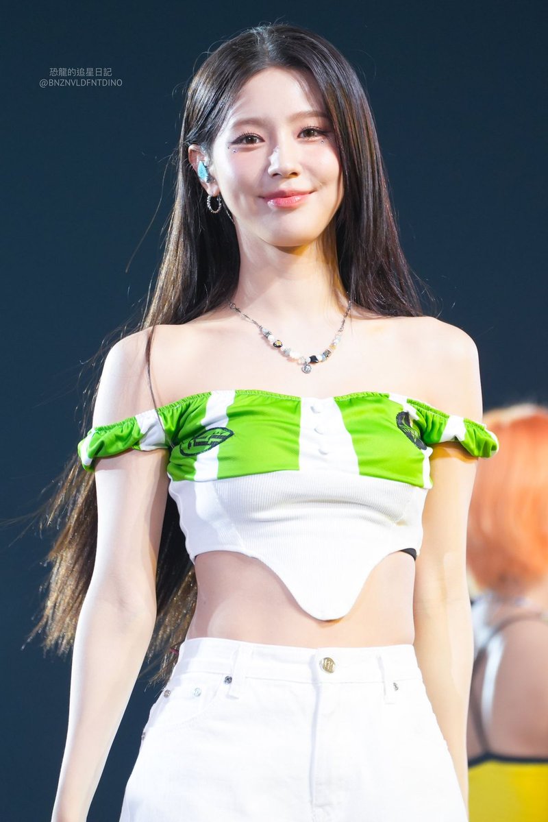 jjiimmiinnaaas's tweet image. Thank you for 3,000 followers! ✨ 
I really appreciate all your support. ❤️
Which idol would you like to see more of in high quality? Please let me know in the comments below or feel free to send me a DM! 💌👇

. . .
#3000followers #KPOP #HighQuality #Request #IVE #aespa