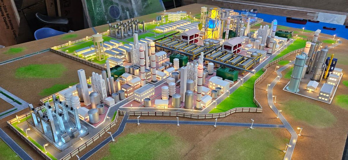 AndhraNexus's tweet image. 🚀 GPS Renewables to set up India’s first ethanol-to-jet SAF plant at NTPC Green Energy Limited’s green hydrogen hub in Pudimadaka, Achuthapuram. 

🔸 Capacity: 1,800 TPA of Sustainable Aviation Fuel (SAF)
#Anakapalli #Visakhapatnam #AndhraPradesh