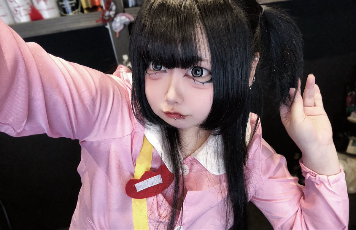 ♱呪縛♱ tweet media